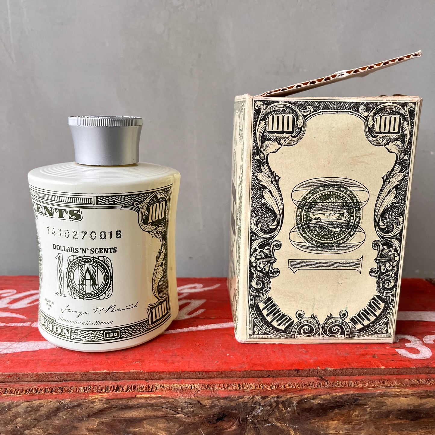 【USA vintage】Avon Dollars N Scent Money $100 Bill