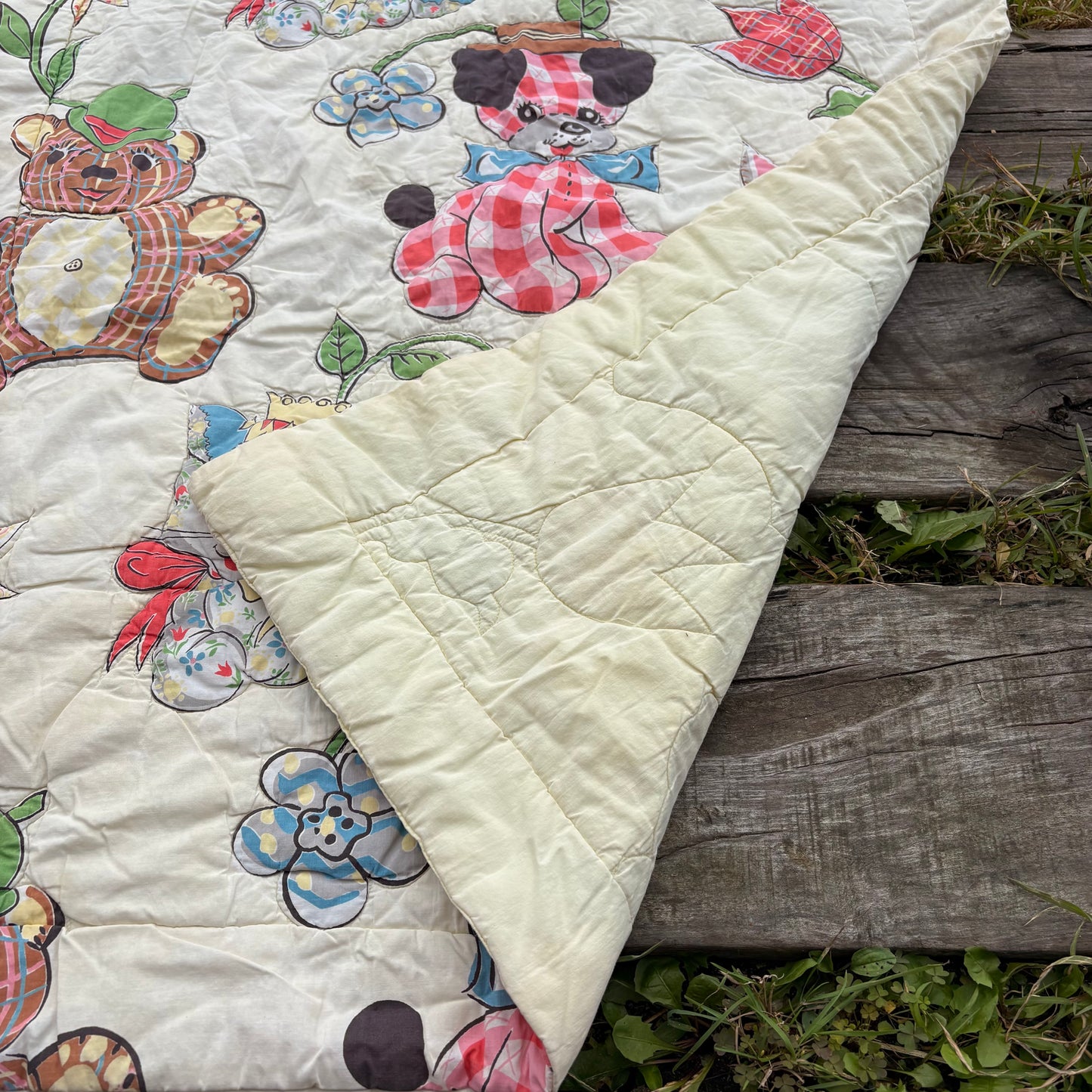 【1960s USA vintage】Nursery Animal Quilt Blanket
