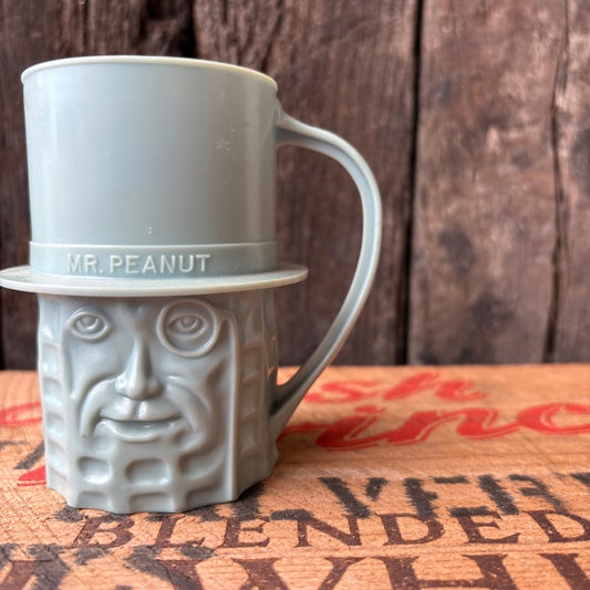【1950s-1960s USA vintage】MR. PEANUT Plastic Mug Blue