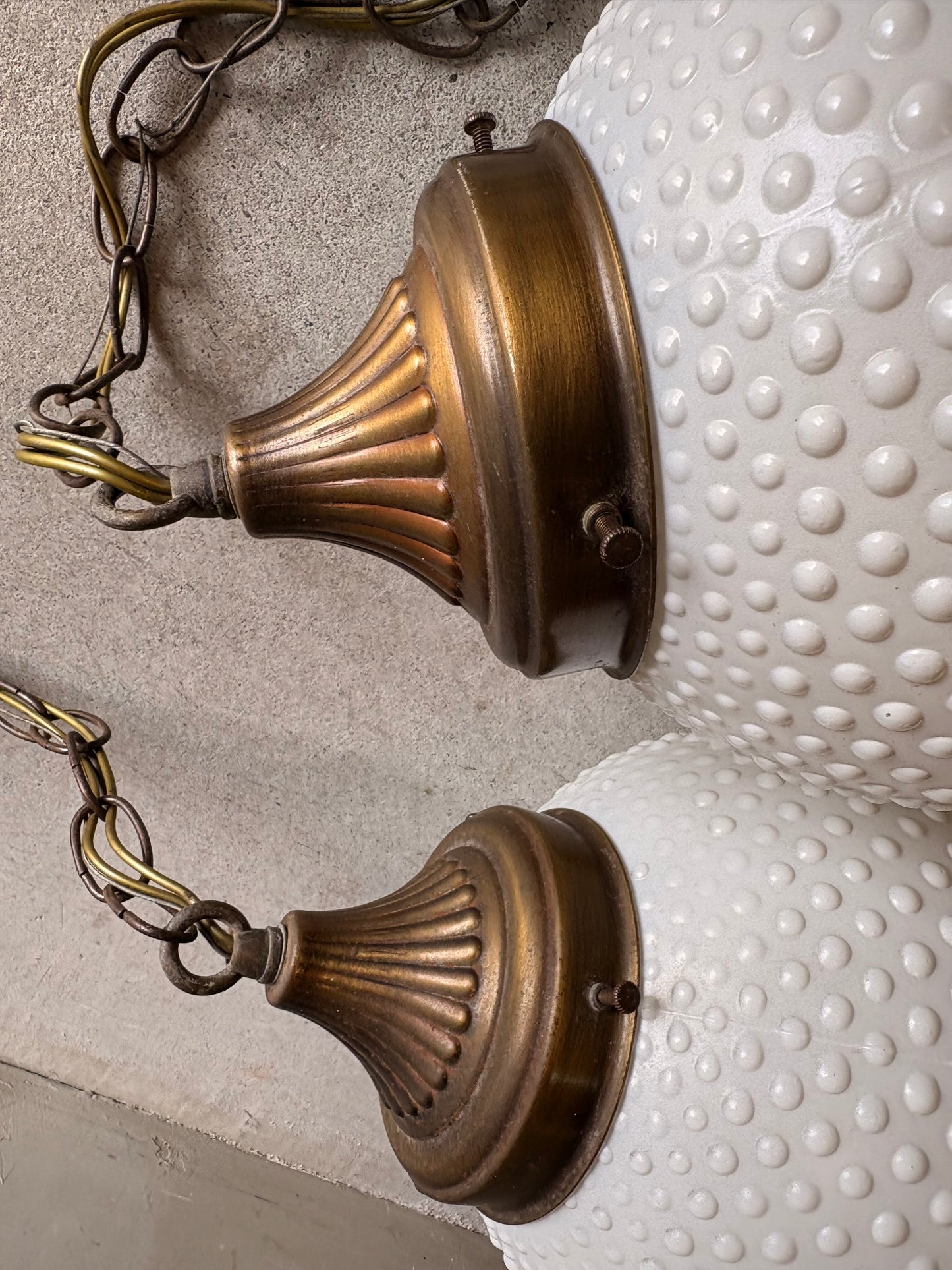 【1960s-1970s USA vintage】White Glass Hobnail Double Swag Lamp