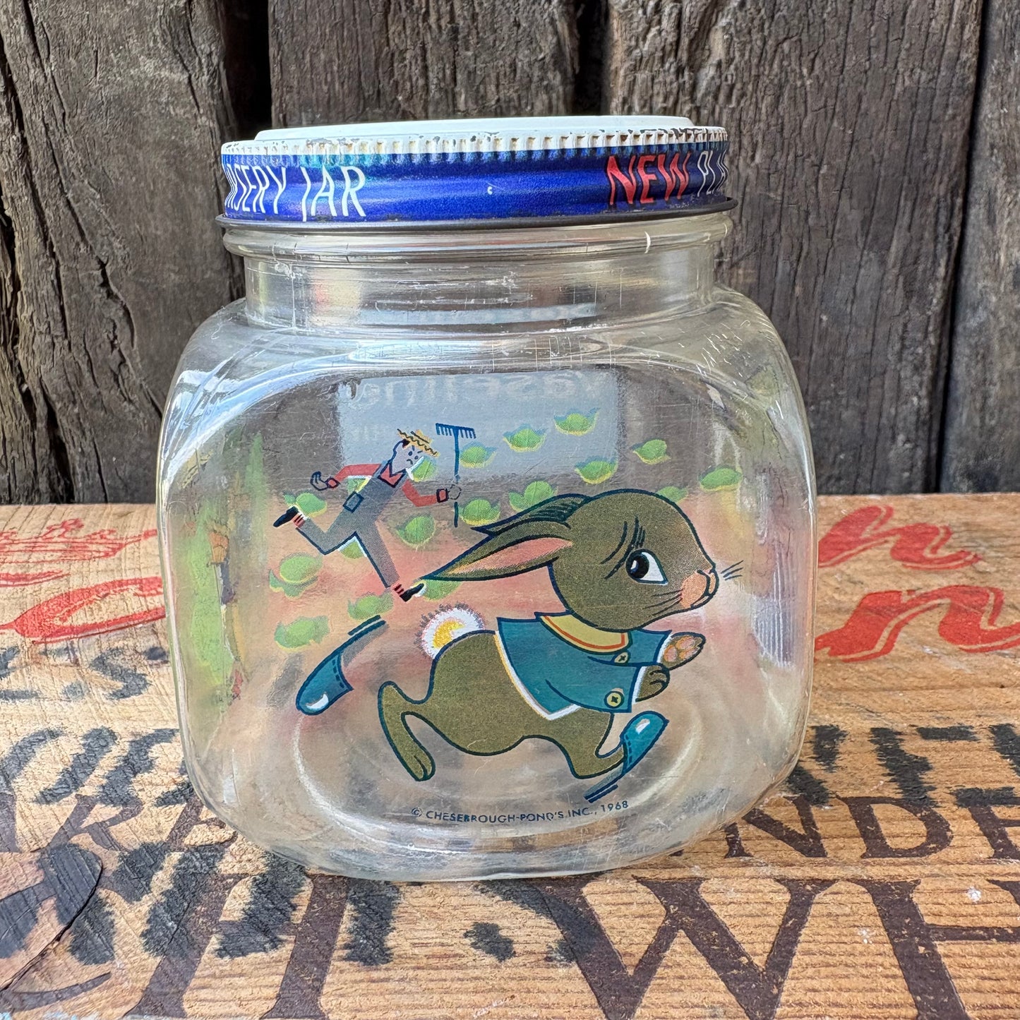 【1967 USA vintage】Vaseline Peter Rabbit Plastic Nursery Jar