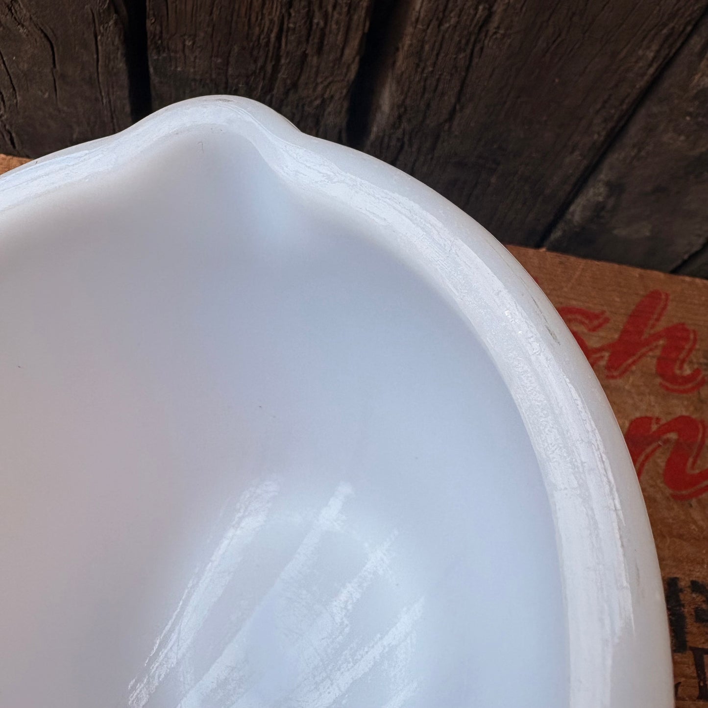 【USA vintage】GLASBAKE Sunbeam Milk Glass Mixing Bowl