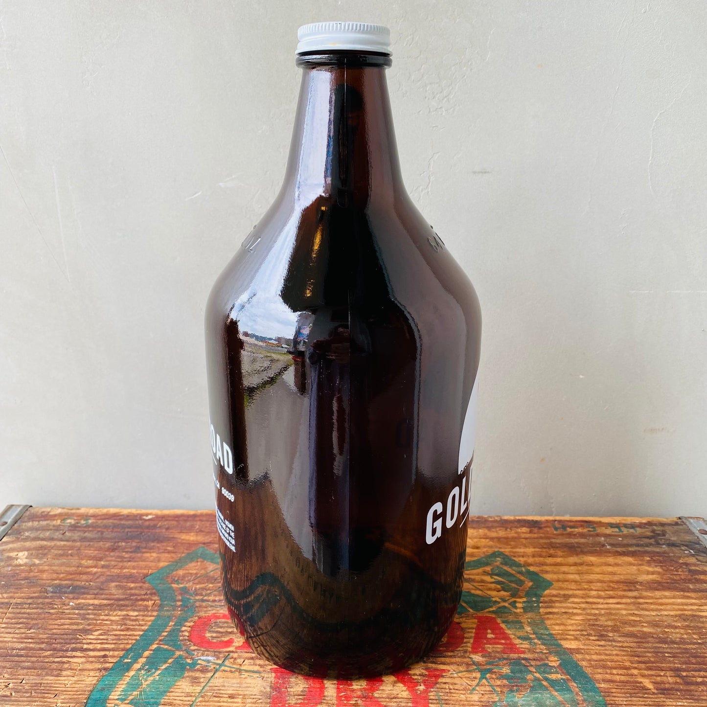 【USA vintage】GOLDEN ROAD BREWING 64oz beer jug