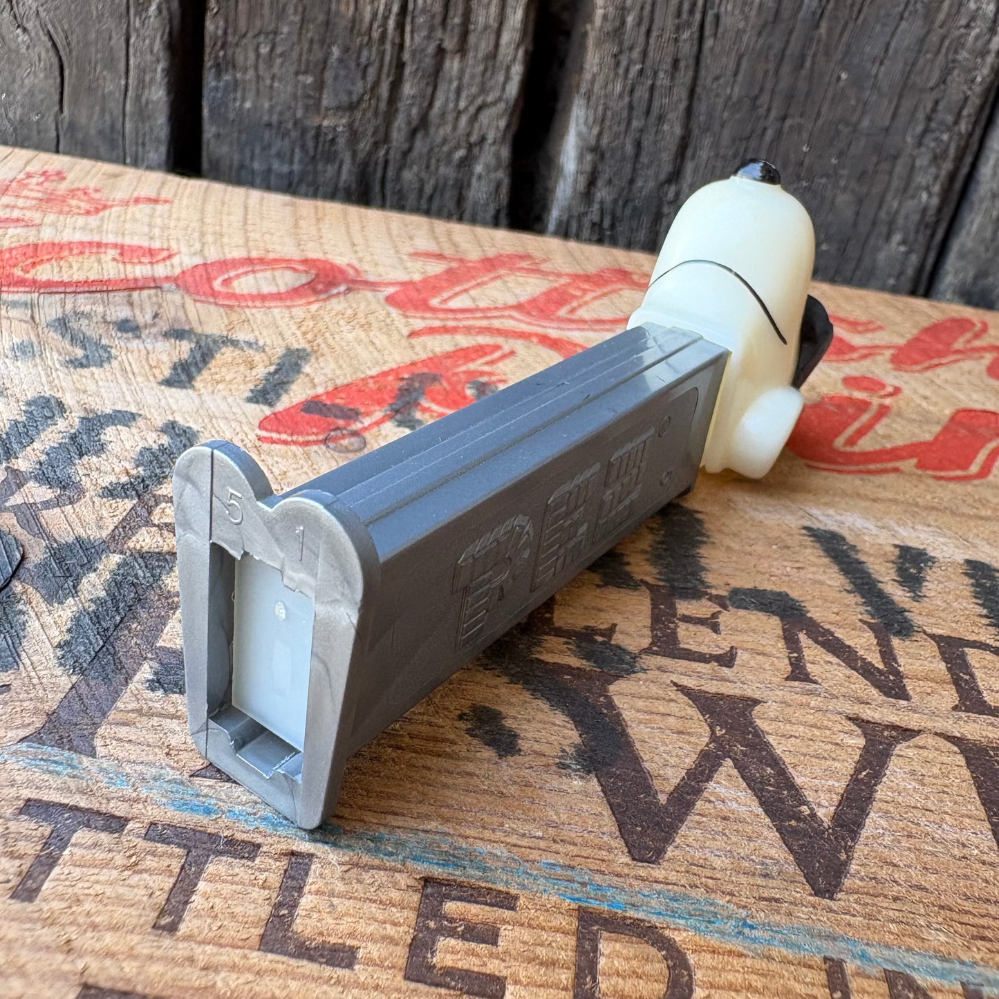 【vintage】PEZ Dispenser PEANUTS SNOOPY