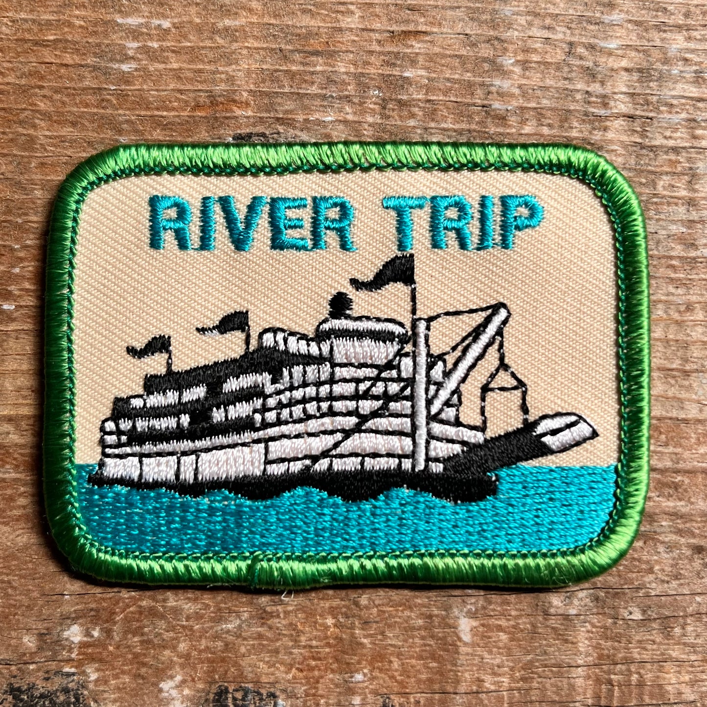 【USA vintage】ワッペン　RIVER TRIP