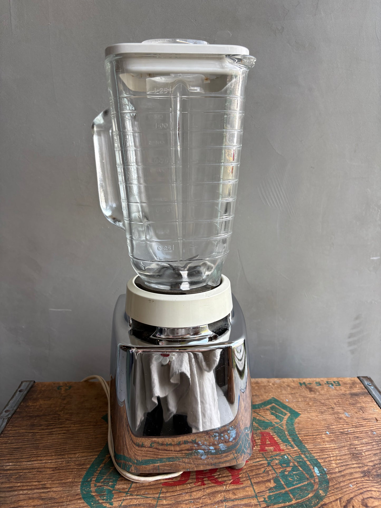 【1970s USA vintage】Osterizer Blender