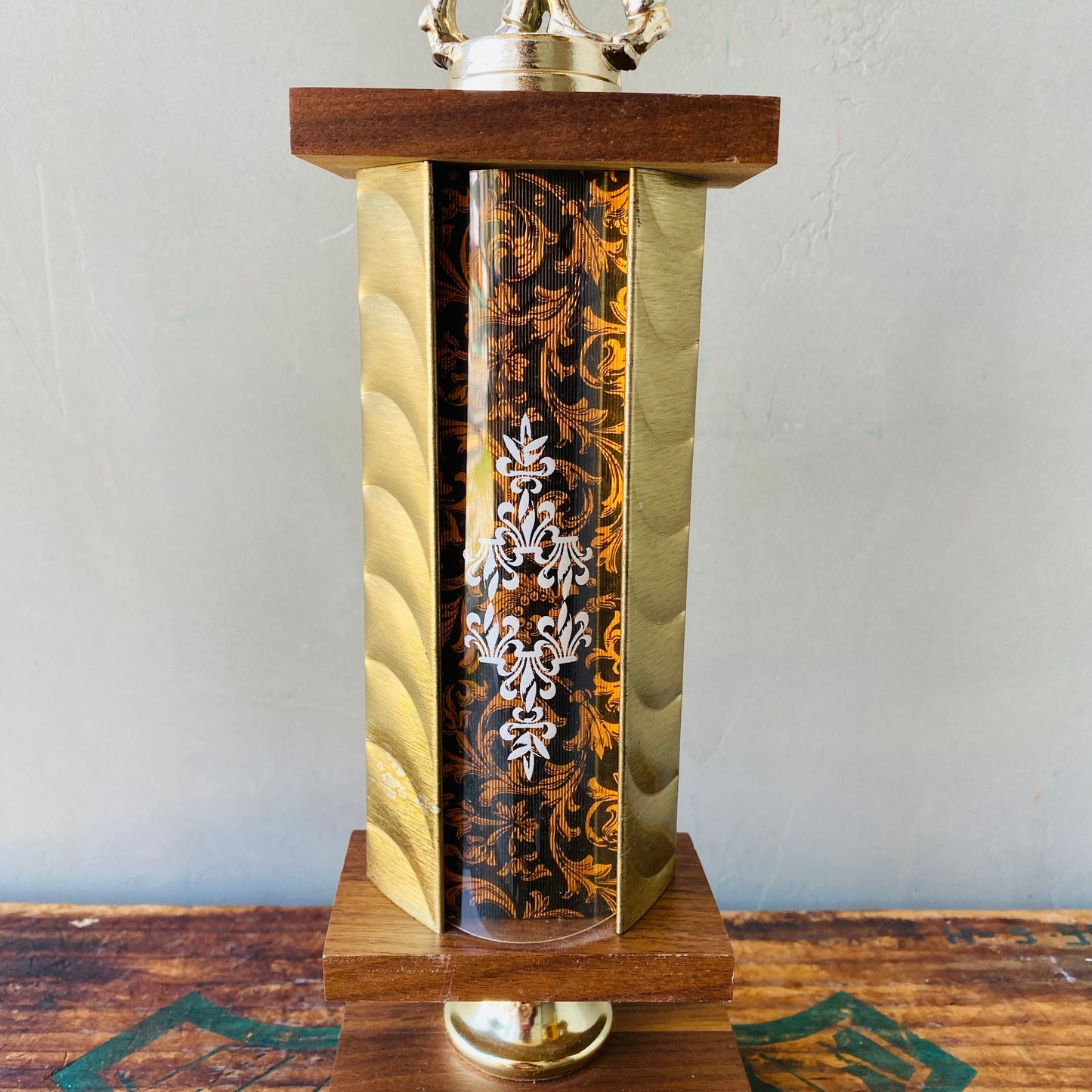 【1980s vintage】polka dance trophy