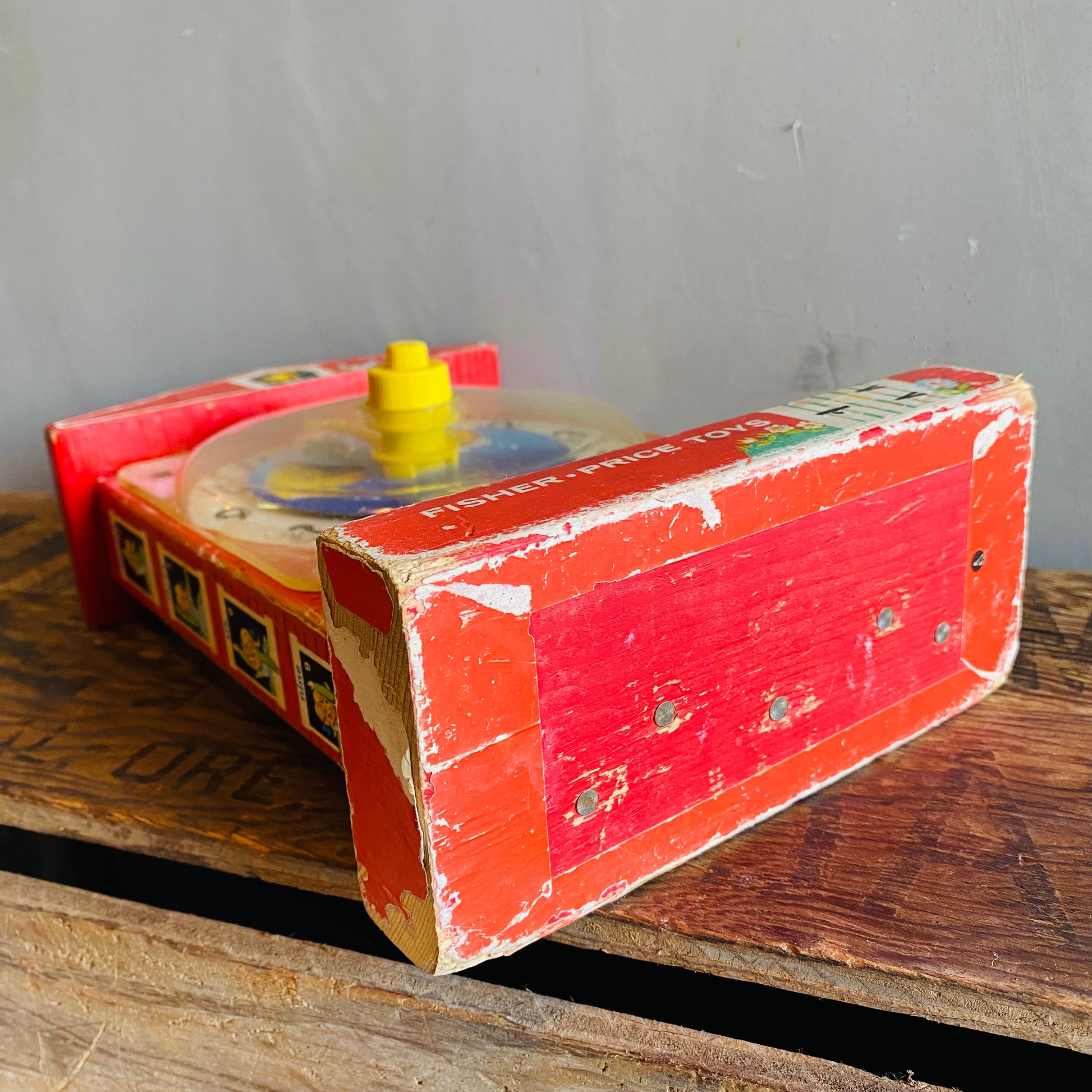 1960s USA vintage】FISHER PRICE MusicBox – 雑貨屋ポッポ 1960s USA vintage】FISHER PRICE MusicBox – 雑貨屋ポッポ