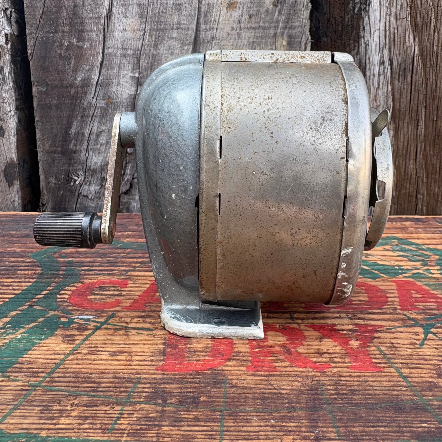 【1950s-1960s USA vintage】BOSTON pencil sharpener