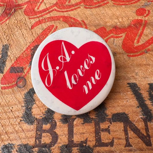 【USA vintage】J.A. loves me Pinback Button
