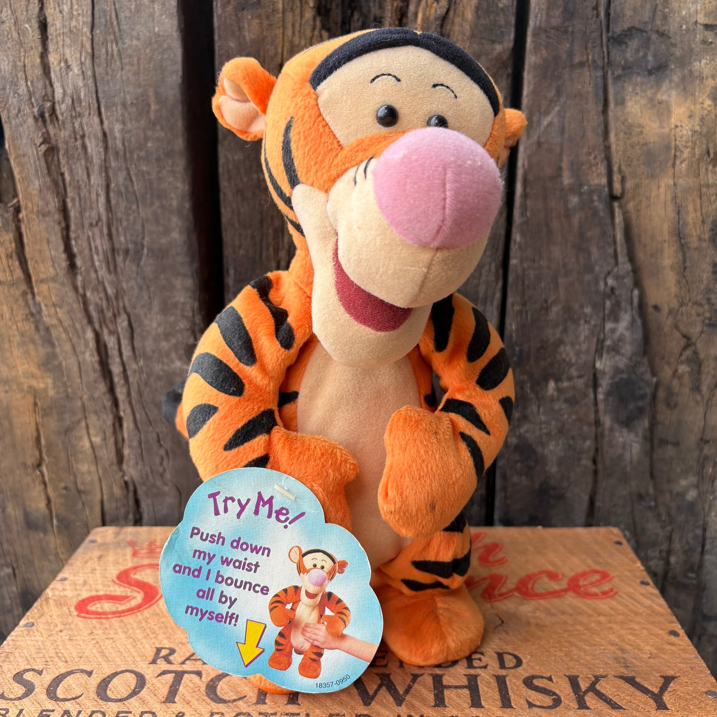 【1998】Disney Pooh Tigger Talking & Bouncing Toy
