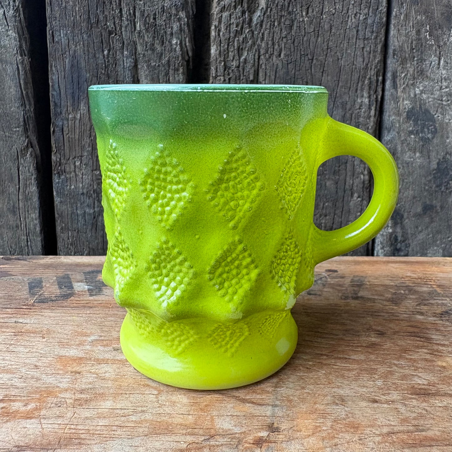【1960s-1976 USA vintage】Fire-King Kimberley mug Green