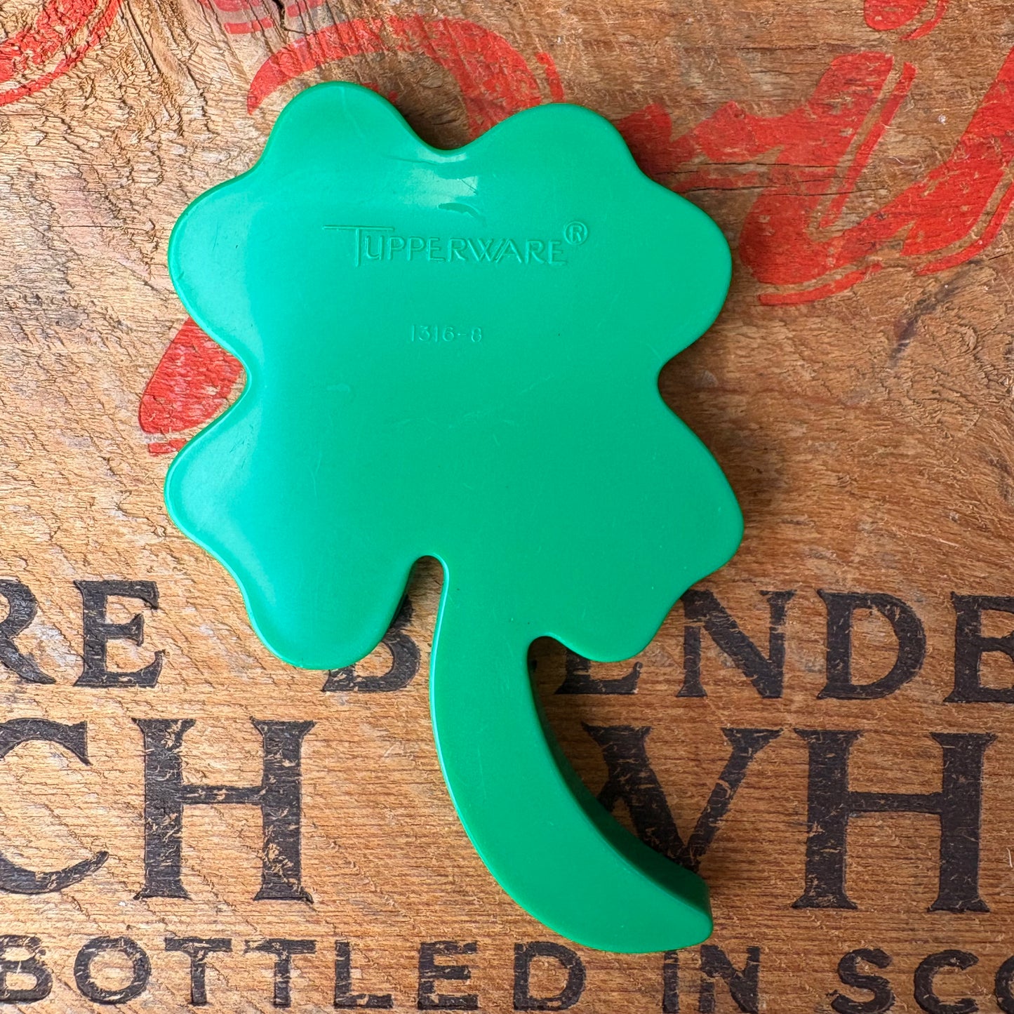 【USA vintage】TUPPERWARE Clover Cookie Cutter