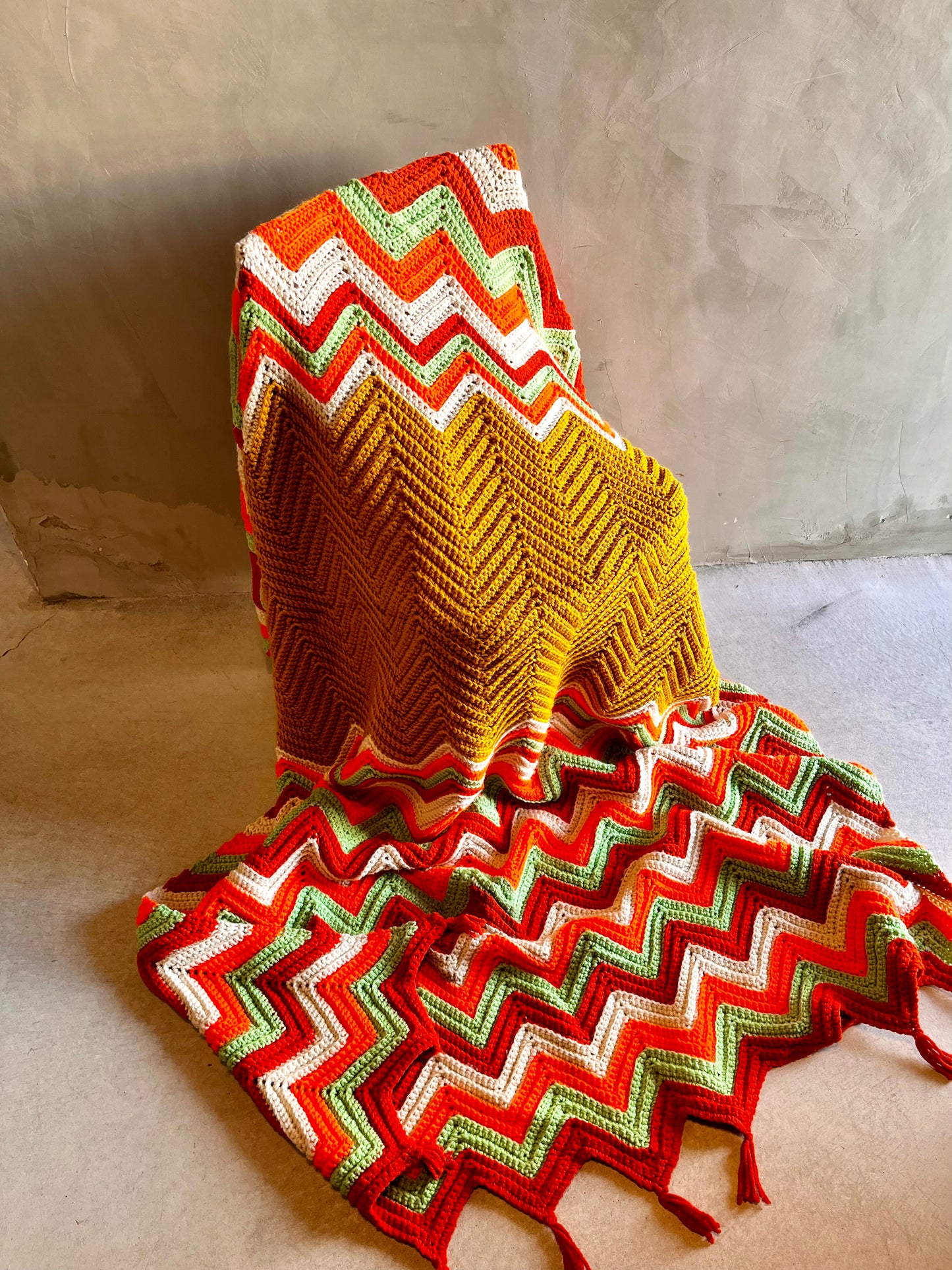 1970s USA vintage】グラニーブランケット クロシェ ネイビー 【公式通販】 1970s USA vintage】グラニーブランケット クロシェ ネイビー 【公式通販】