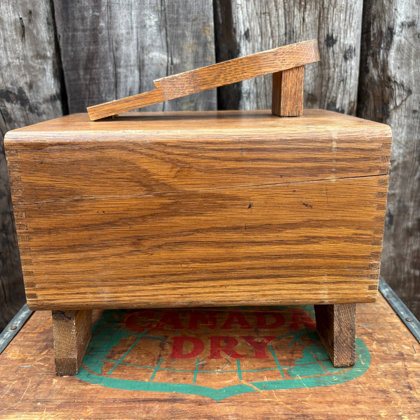 【USA Vintage】 KIWI Wooden Shoe Shine Box