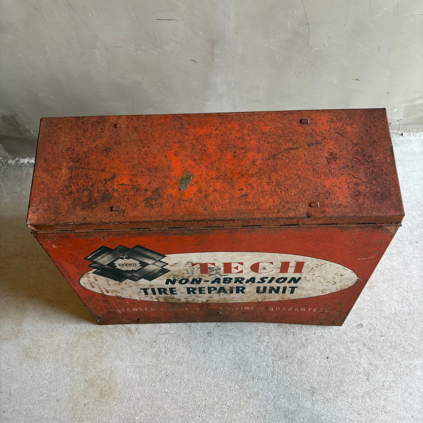 【1950s USA vintage】TECH Non-Abrasion Tire Repair Unit Cabinet