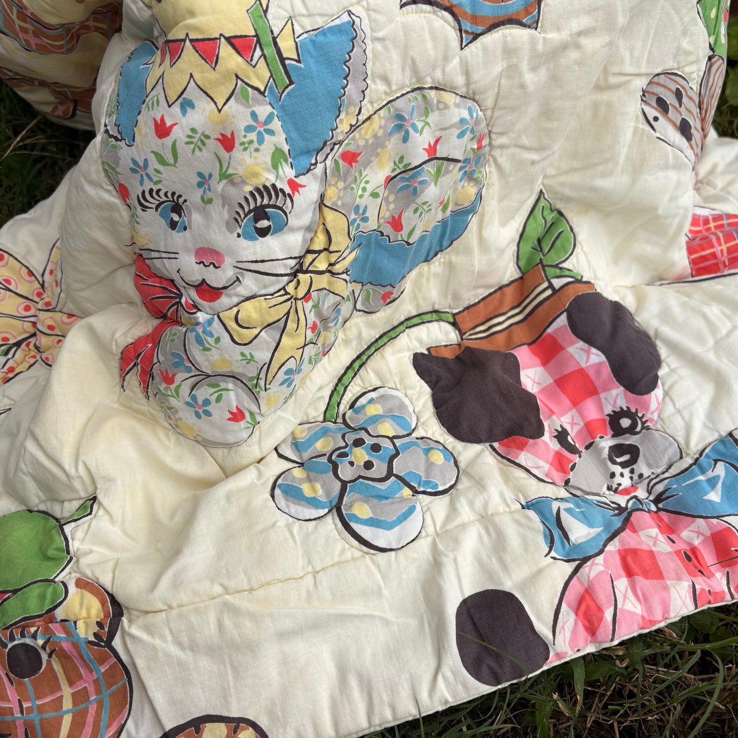 【1960s USA vintage】Nursery Animal Quilt Blanket