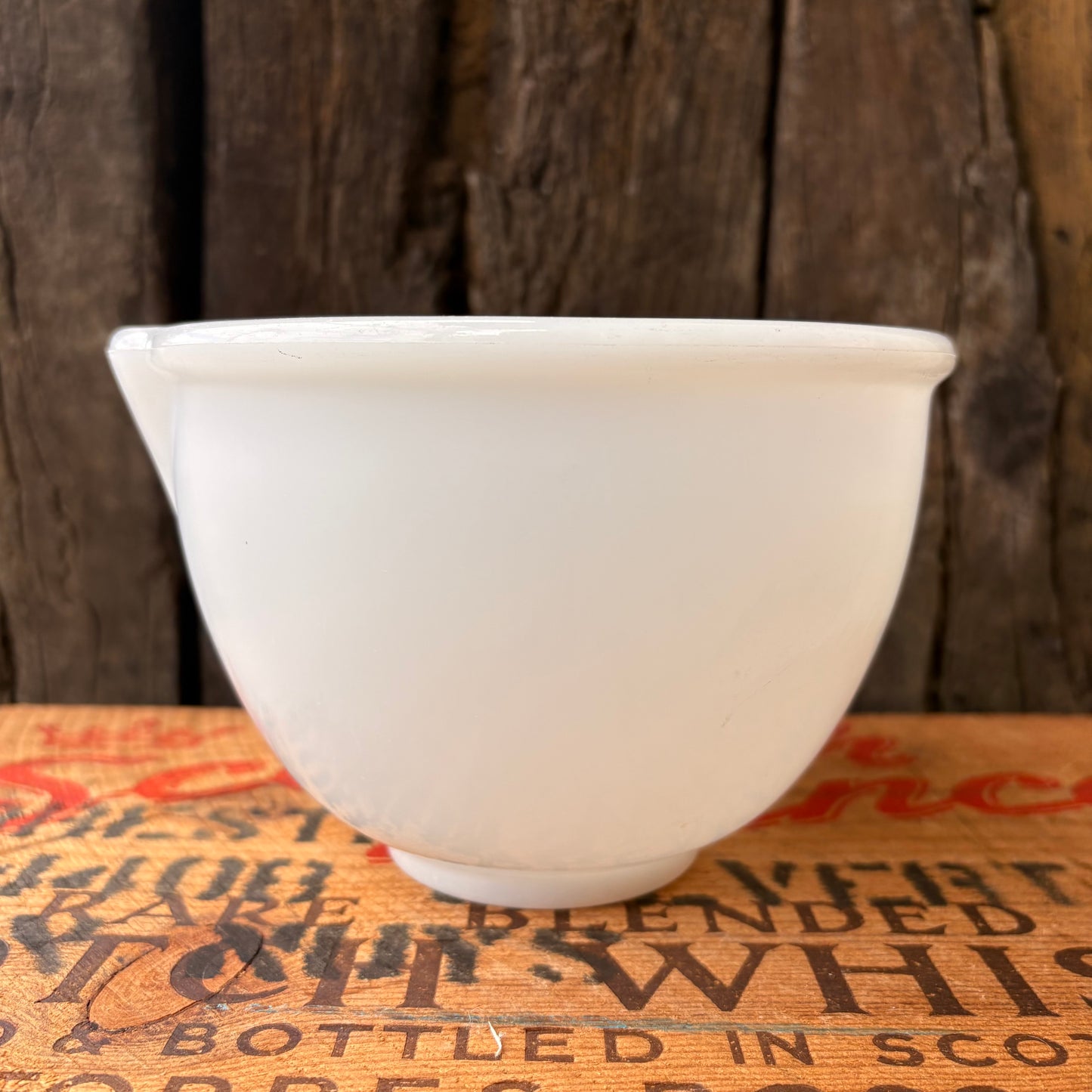 【USA vintage】GLASBAKE Sunbeam Milk Glass Mixing Bowl