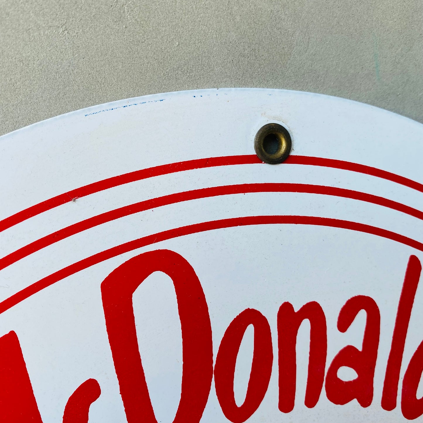 【USA】McDonald hamburger sign