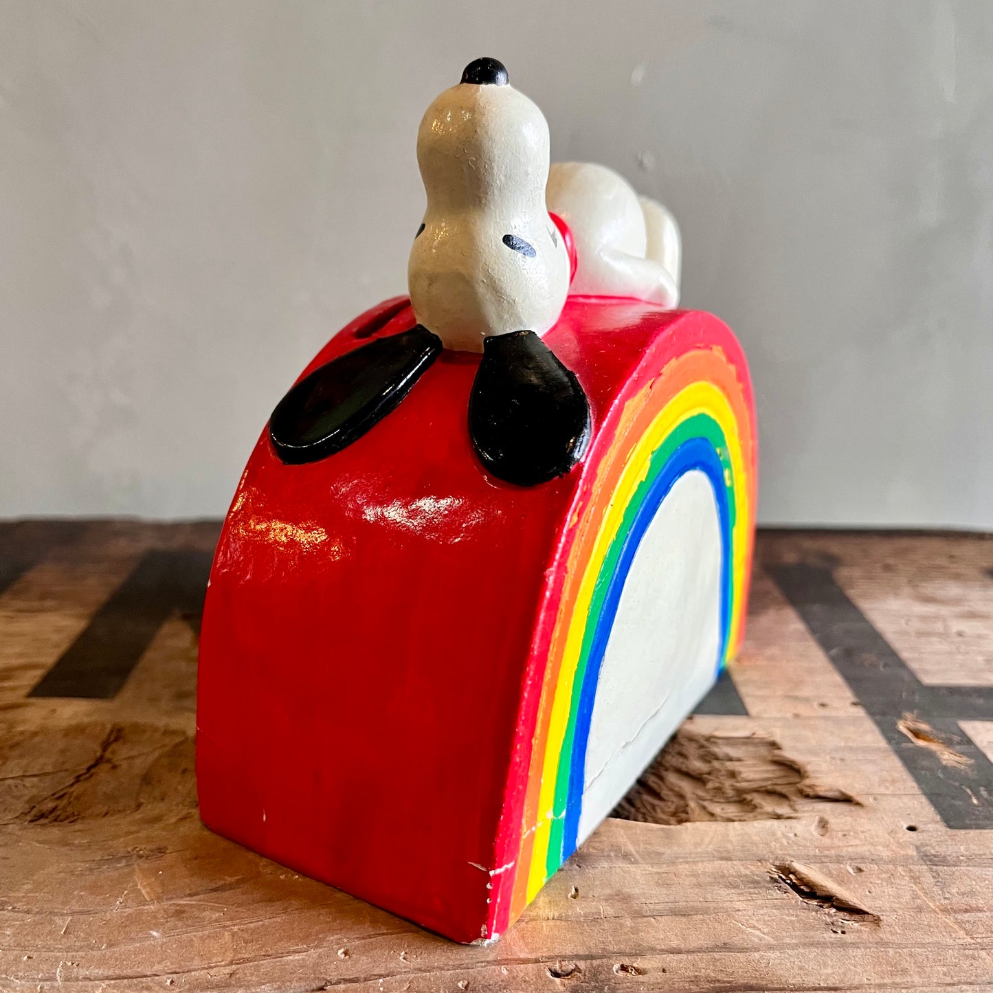 【70s vintage】Snoopy sleeping on the rainbow 
Coin bank