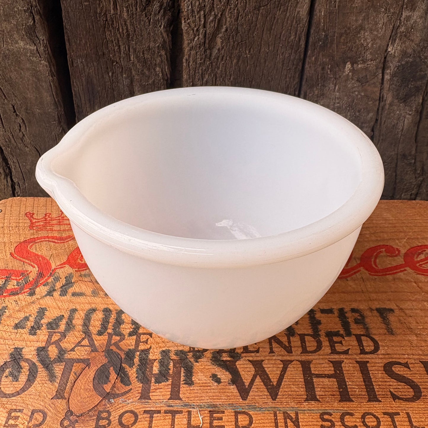 【USA vintage】GLASBAKE Sunbeam Milk Glass Mixing Bowl