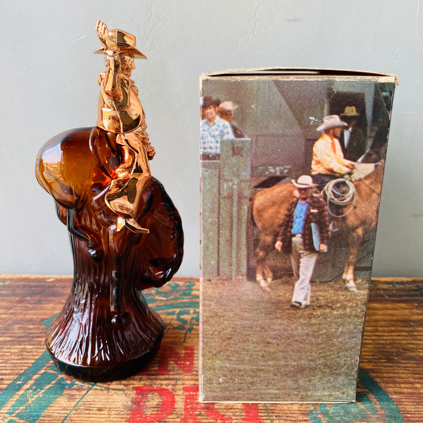 【USA vintage】AVON bottle BUCKING BRONCO