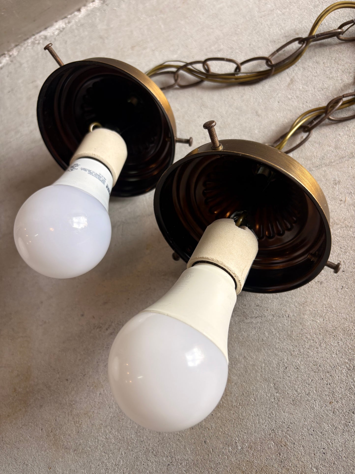 【1960s-1970s USA vintage】White Glass Hobnail Double Swag Lamp