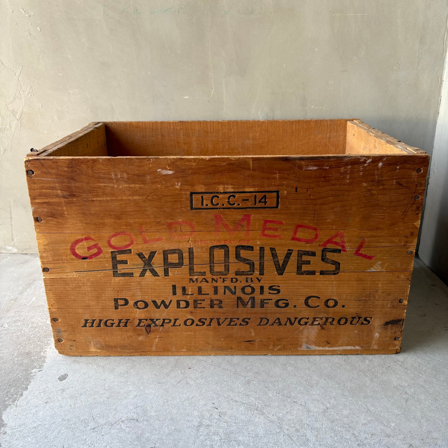 【1930s USA vintage】GOLD MEDAL DYNAMITE Wood Box