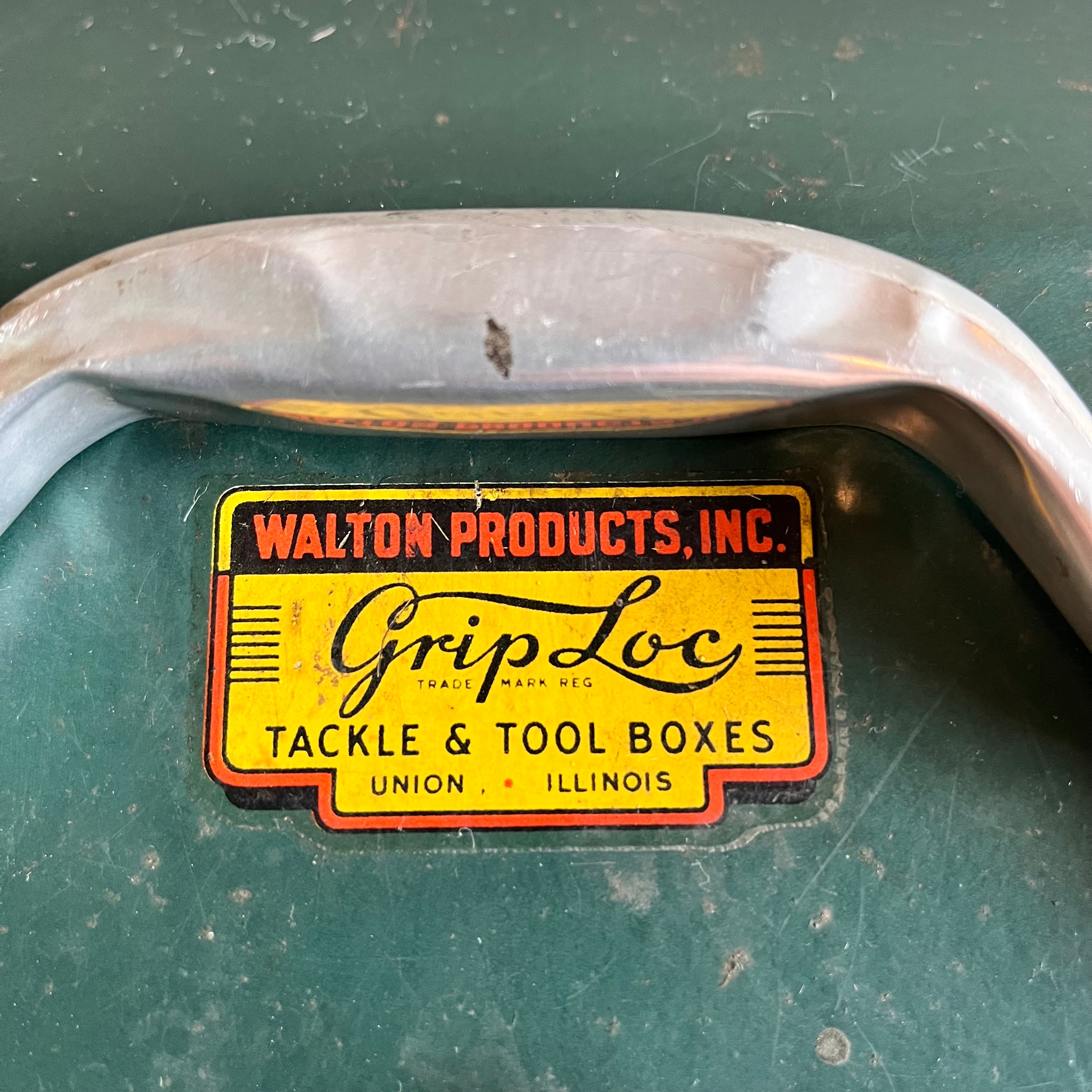 【USA vintage】WALTON Grip Loc Tackle Box