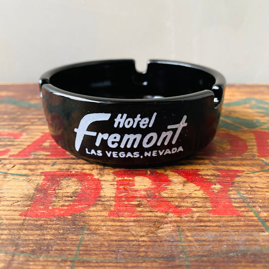 【USA vintage】advertising ashtray HOTEL Fremont