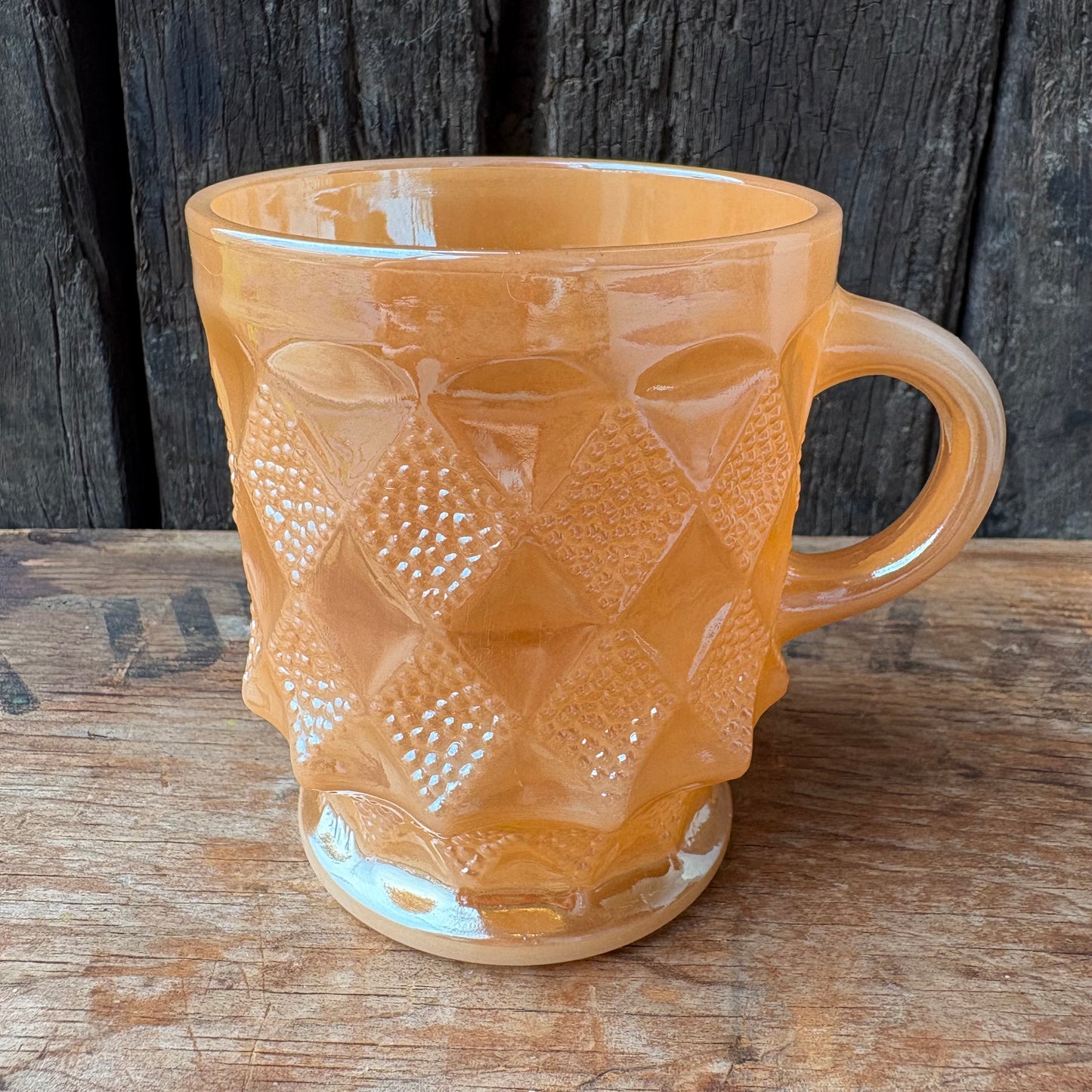 【1960s-1976 USA vintage】Fire-King Kimberley mug Peach Lustre