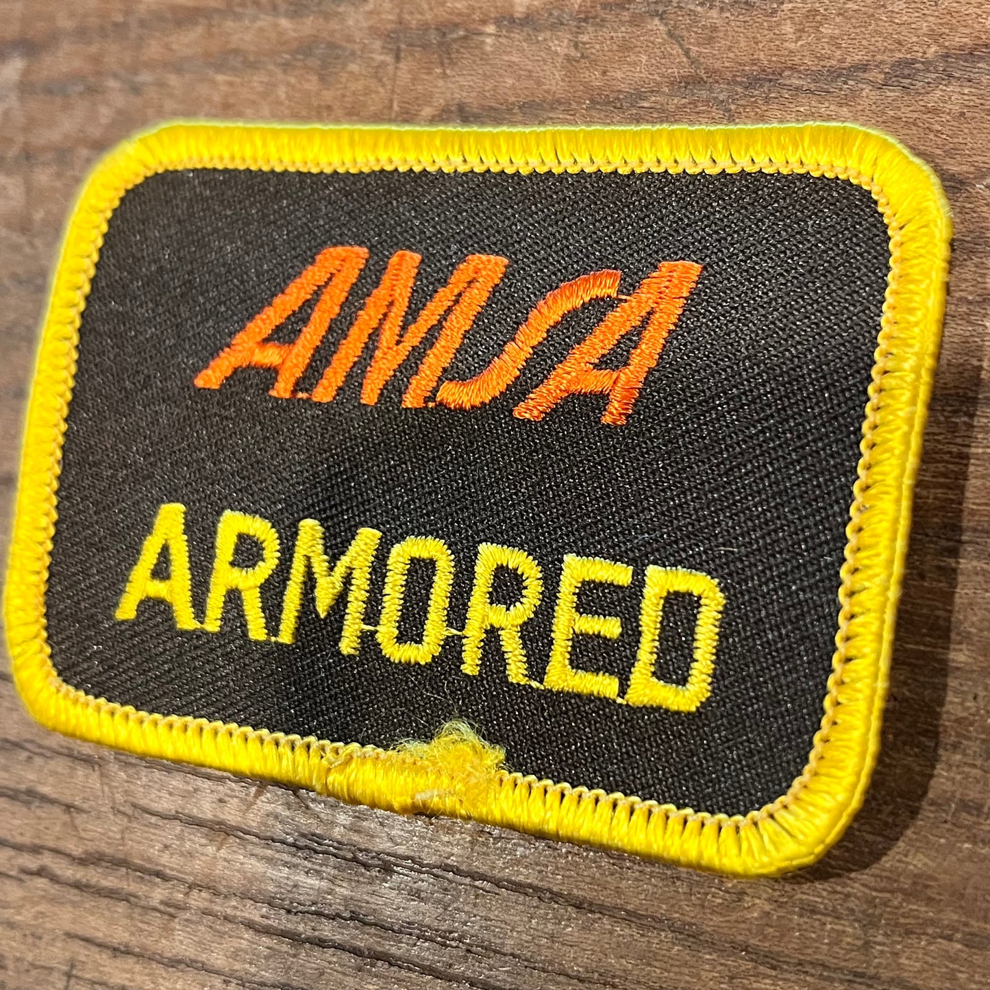 【USA vintage】ワッペン　AMSA ARMORED