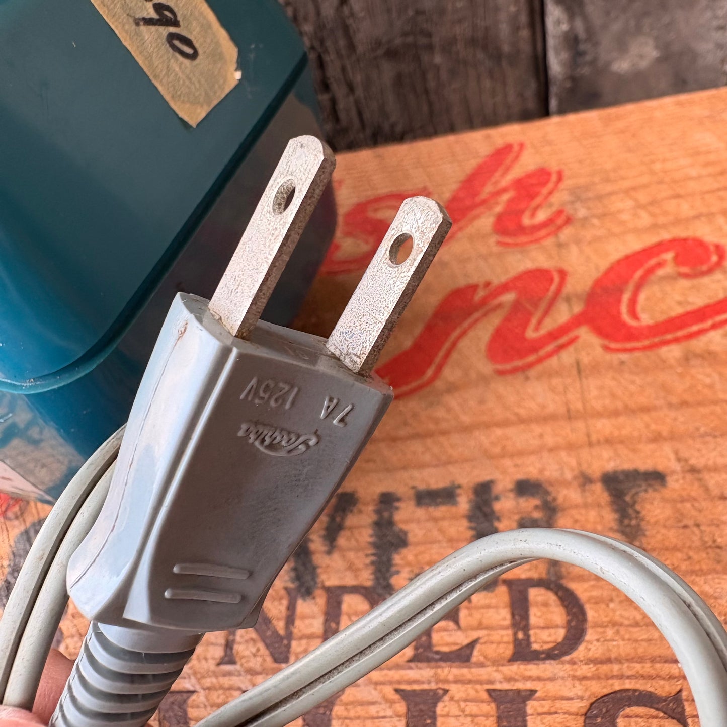 【1970s USA vintage】TOSHIBA AUTO STOP PS-43 Electric Pencil Sharpener