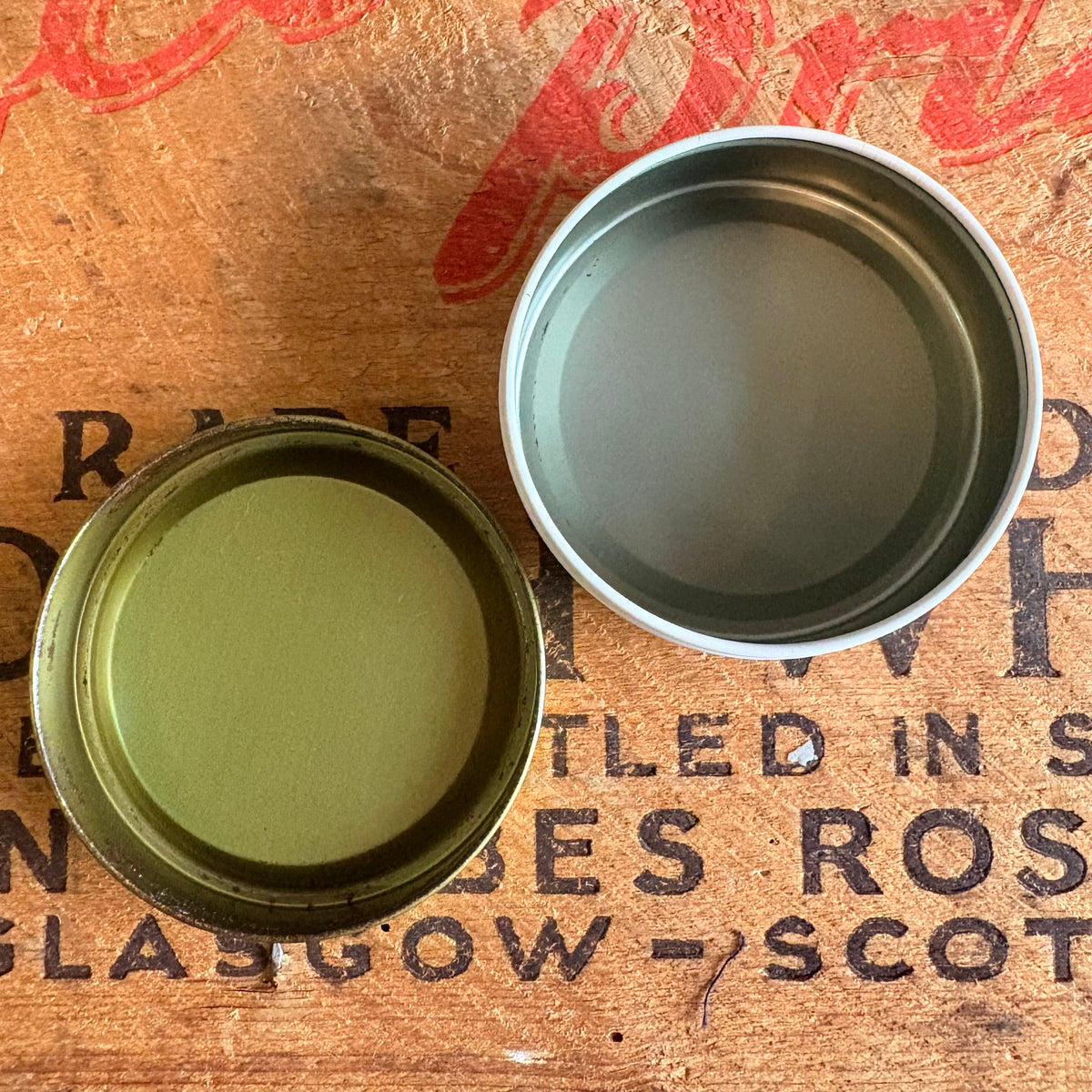 LOMSUK Tamarind Candy Tin
