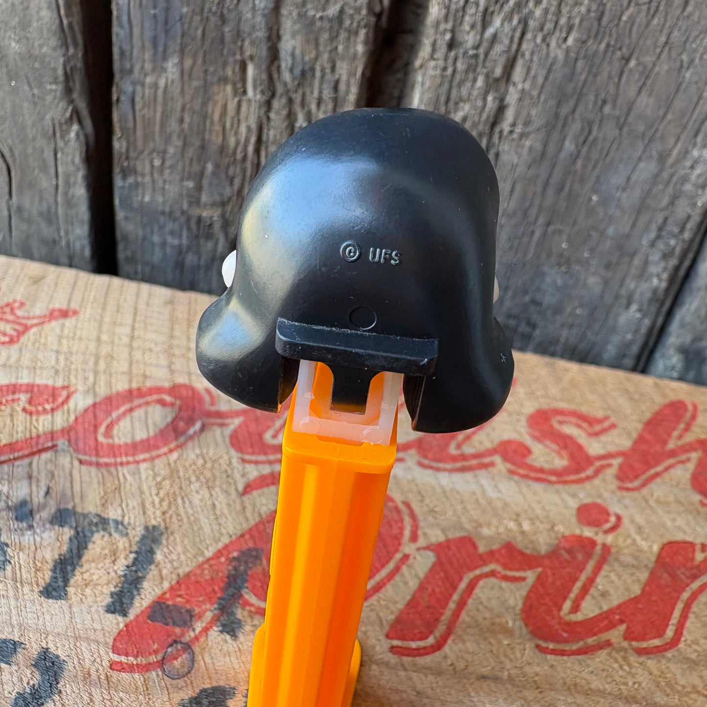 【vintage】PEZ Dispenser PEANUTS SNOOPY Lucy