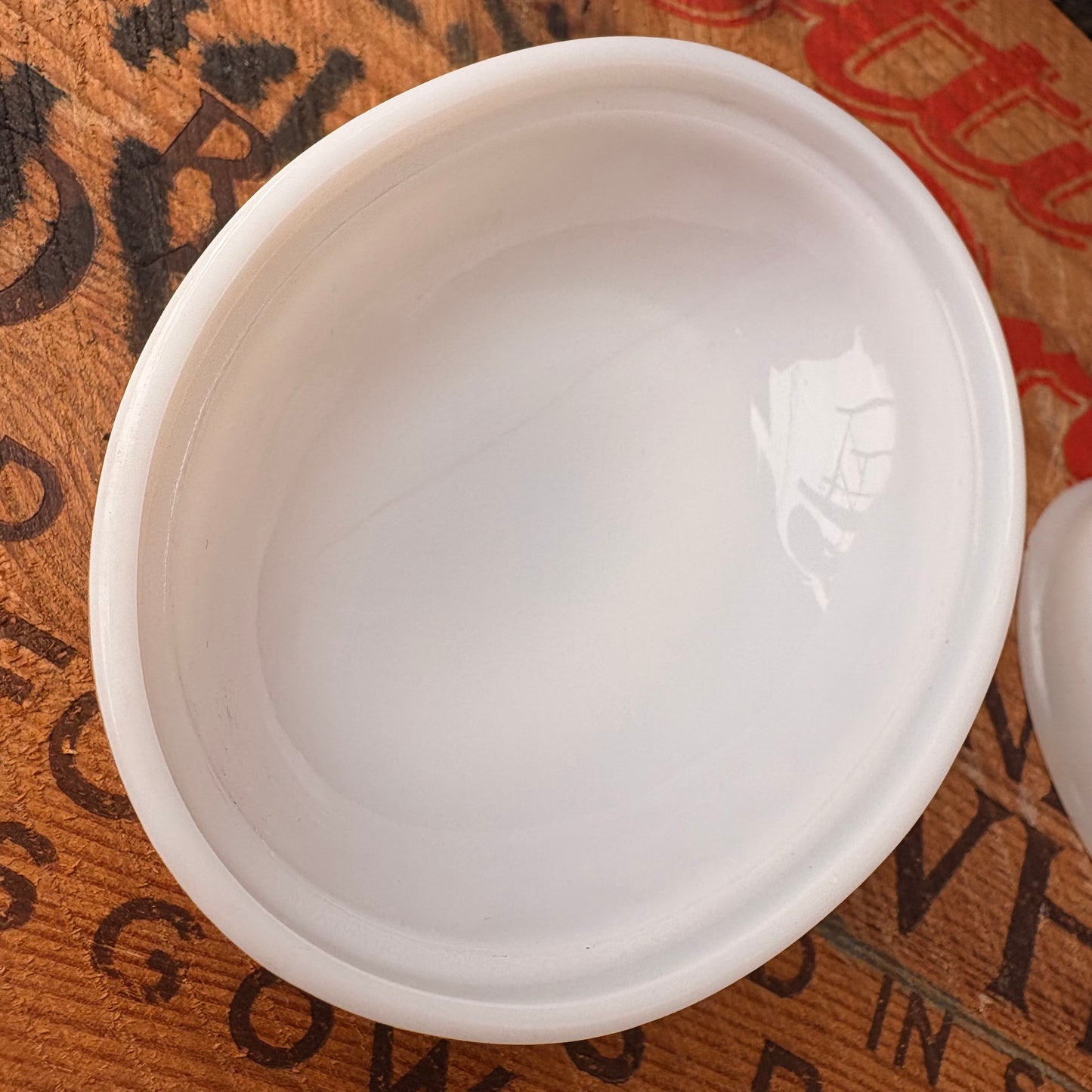 【1950s USA vintage】Hazel Atlas Hen on Nest Milk Glass Dish