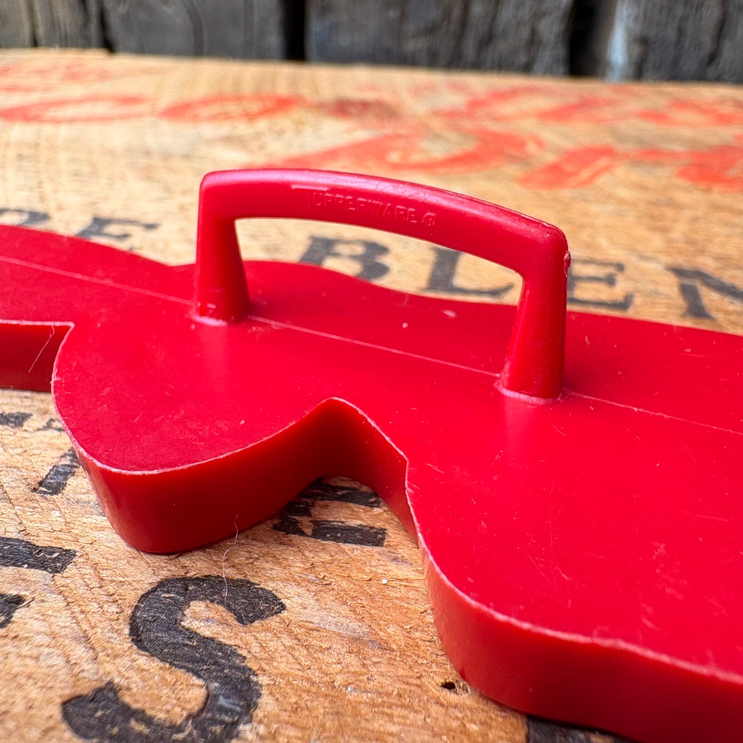【USA vintage】TUPPERWARE Rabbit Cookie Cutter