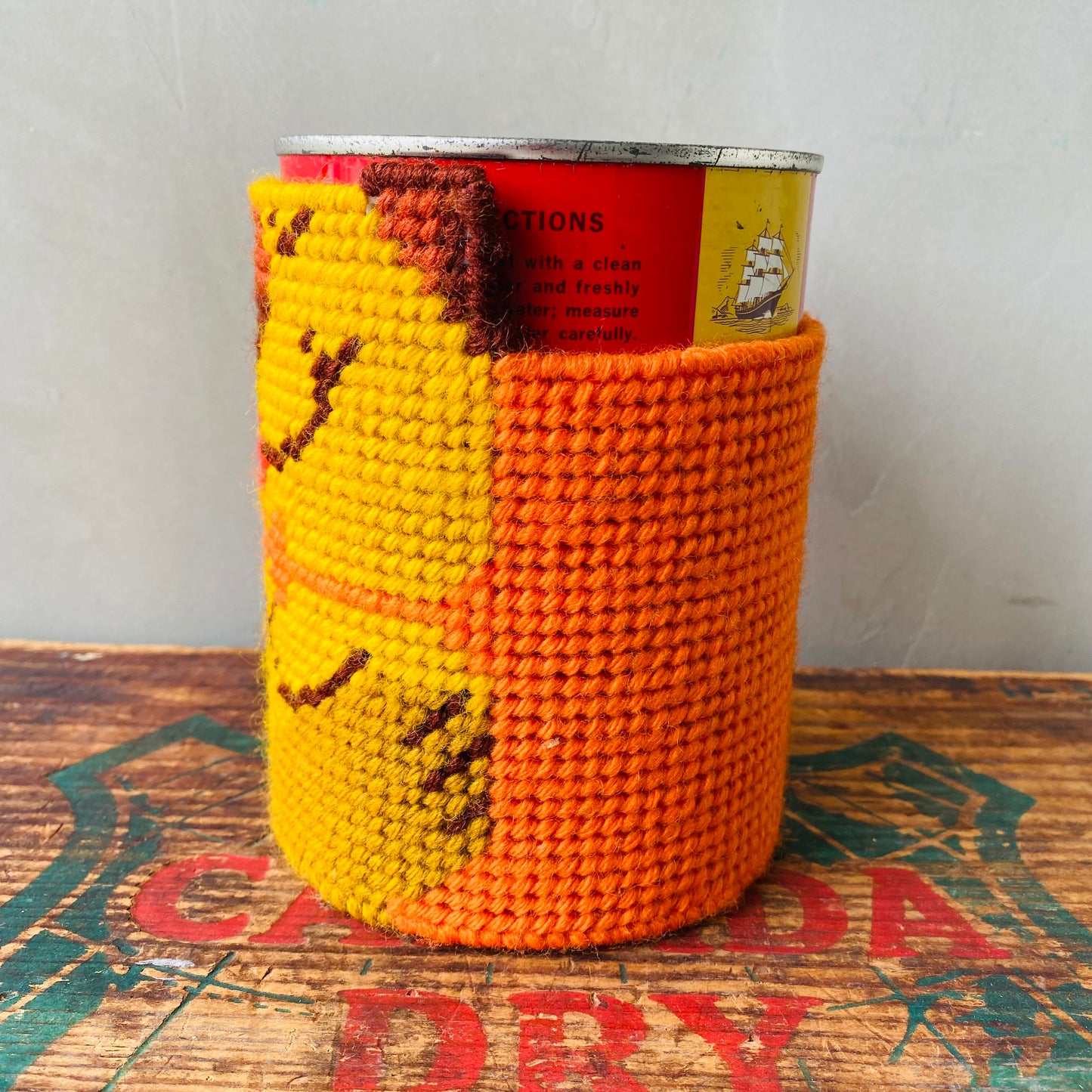 【1963 USA vintage】Folger's coffee tin can & cover