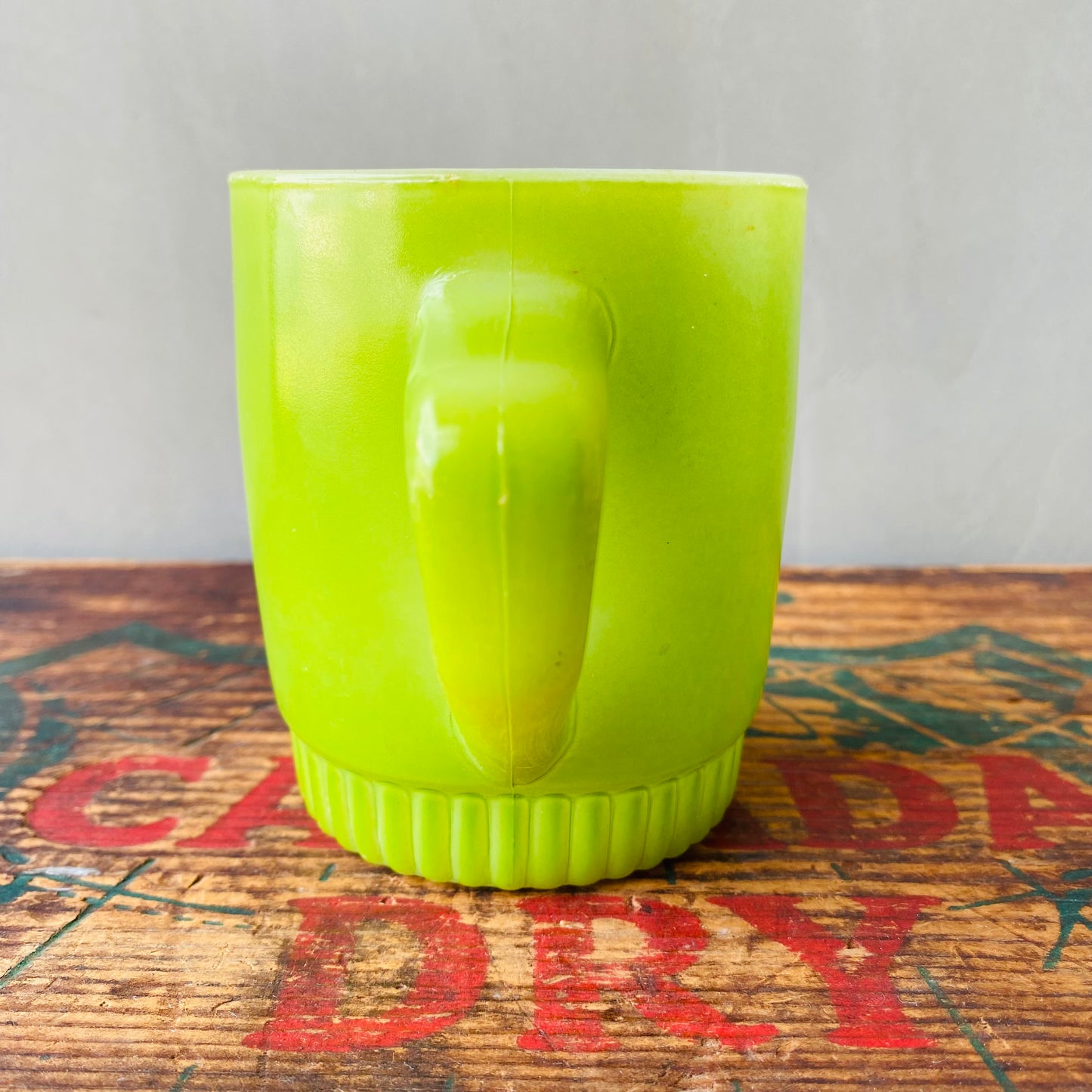 【1960s USA vintage 】Fire-King RIBBED BOTTOM mug Green