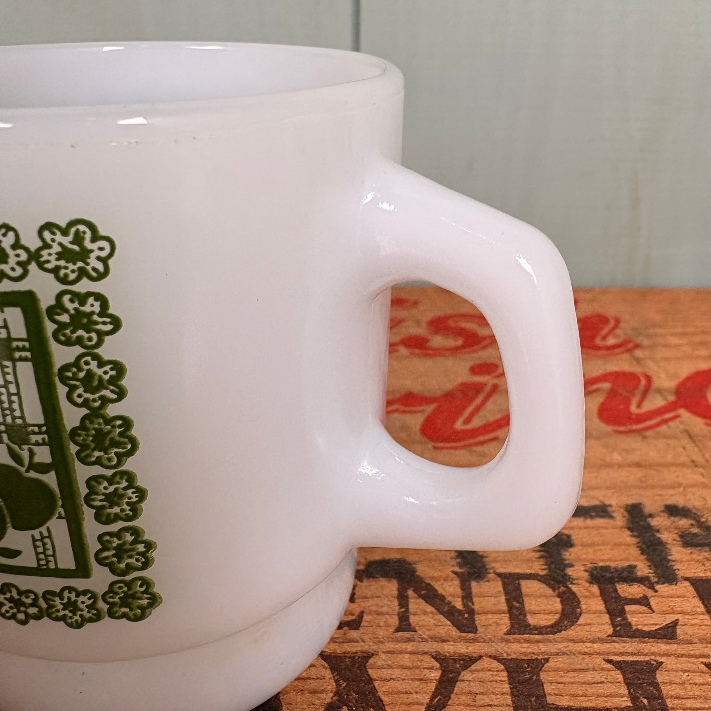 【1960-1976 USA vintage】Fire-King Apple on the mat Green Mug
