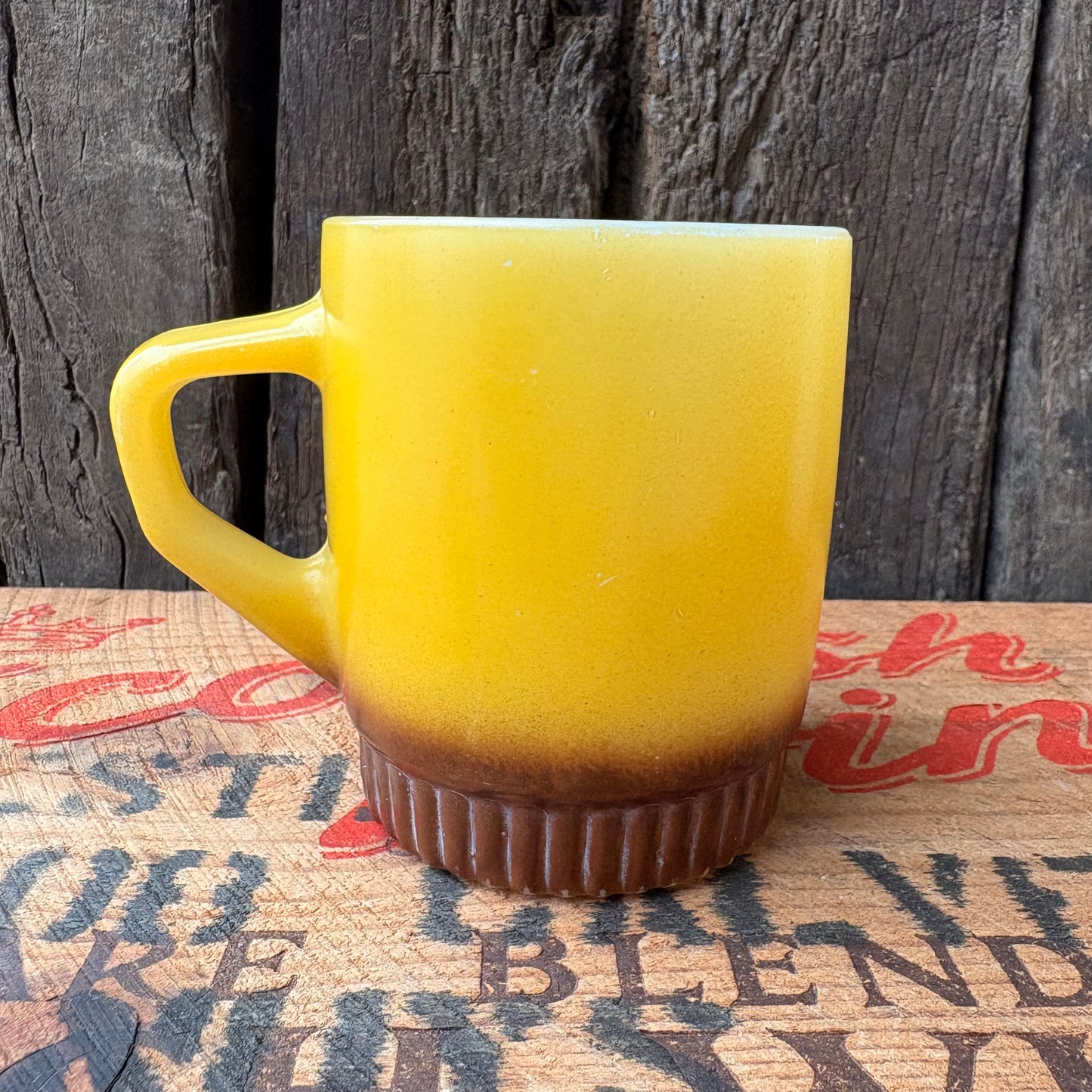 【1960s USA vintage】Fire-King ribbedbottom Mugcup