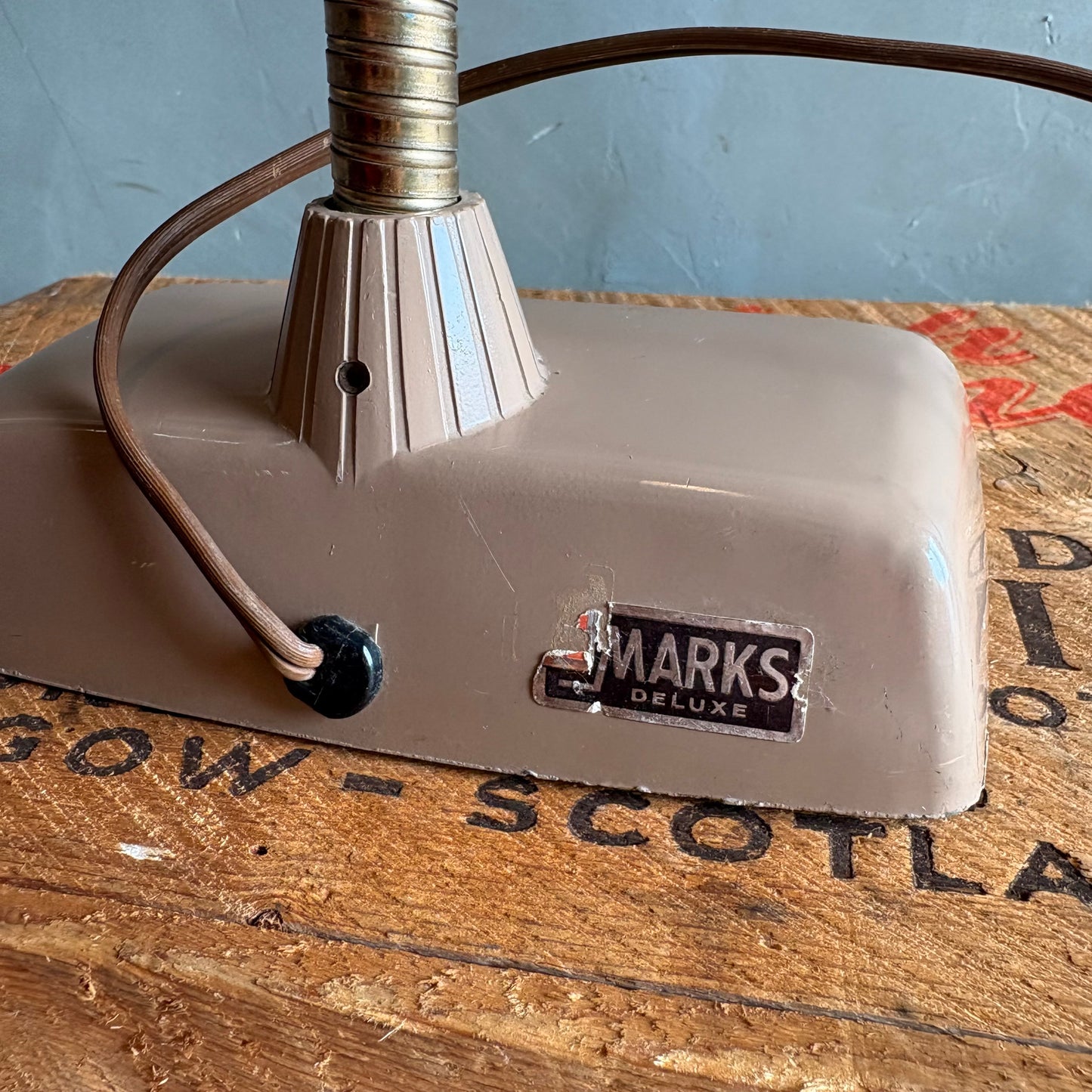 【1950s USA vintage】MARKS DELUXE Fluorescent Desk Lamp