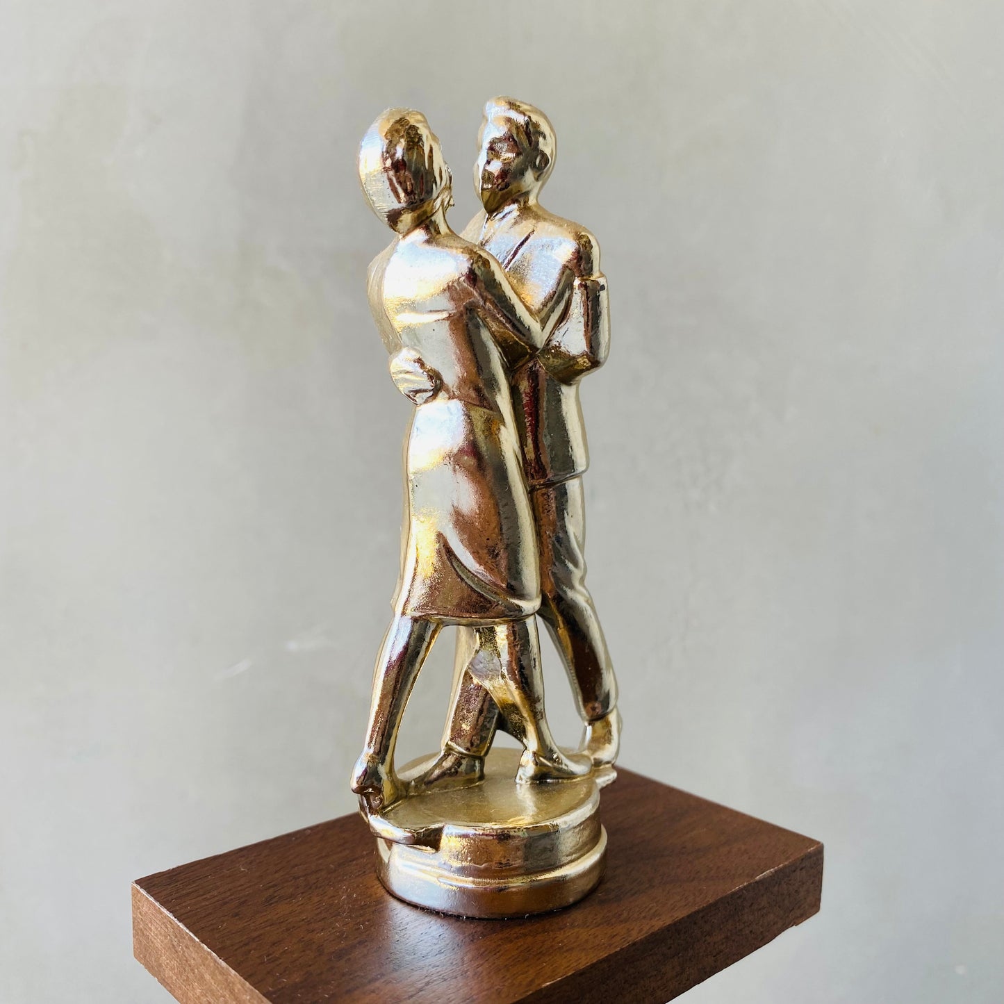 【1980s vintage】polka dance trophy