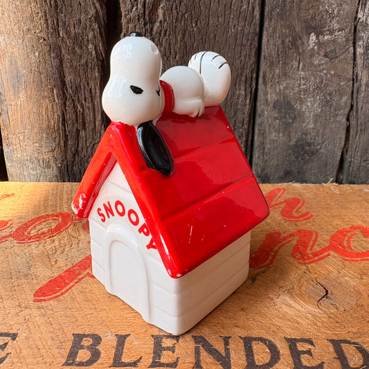 【1970s USA vintage】Determined Snoopy Coin Bank