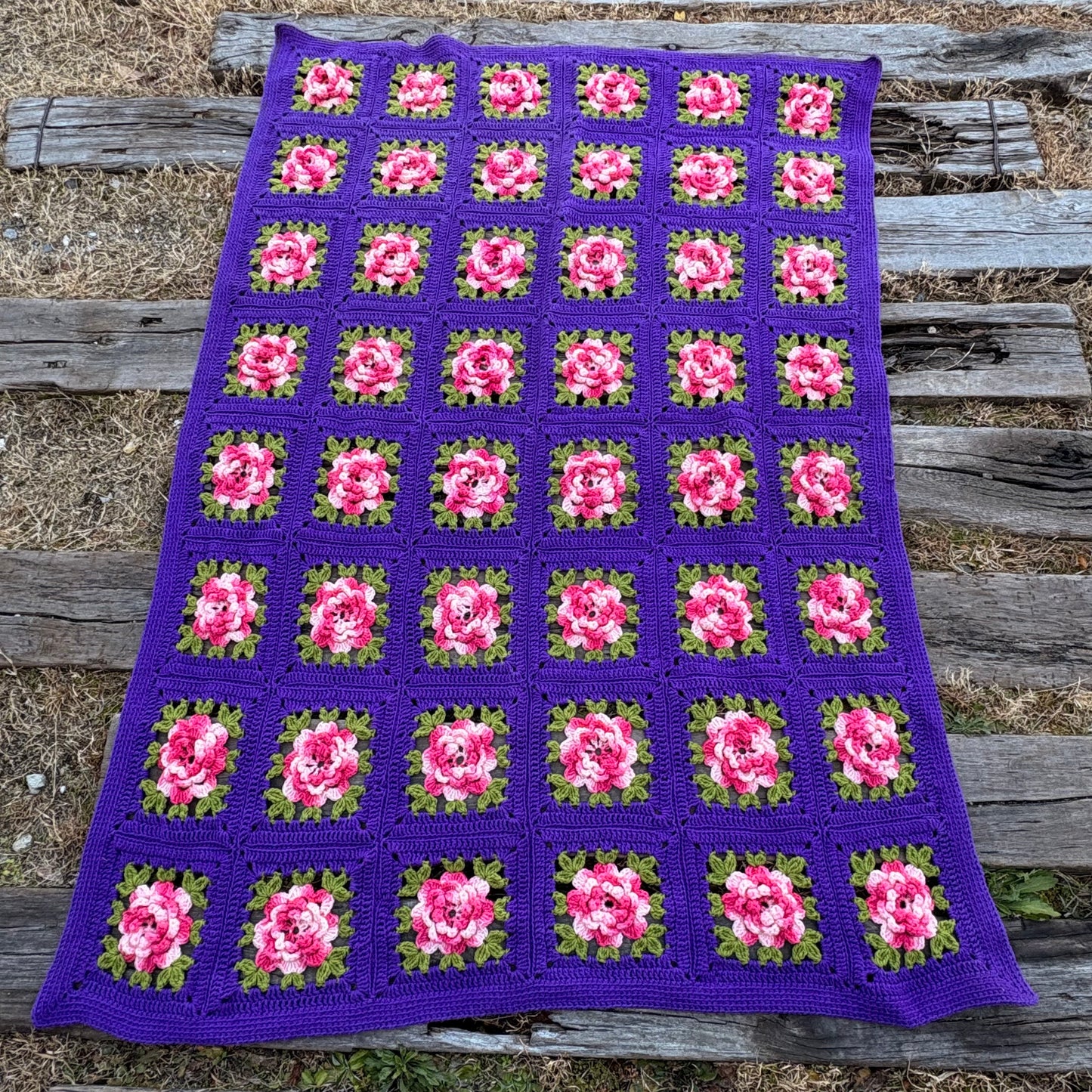 【USA vintage】Rose Granny Square Blanket