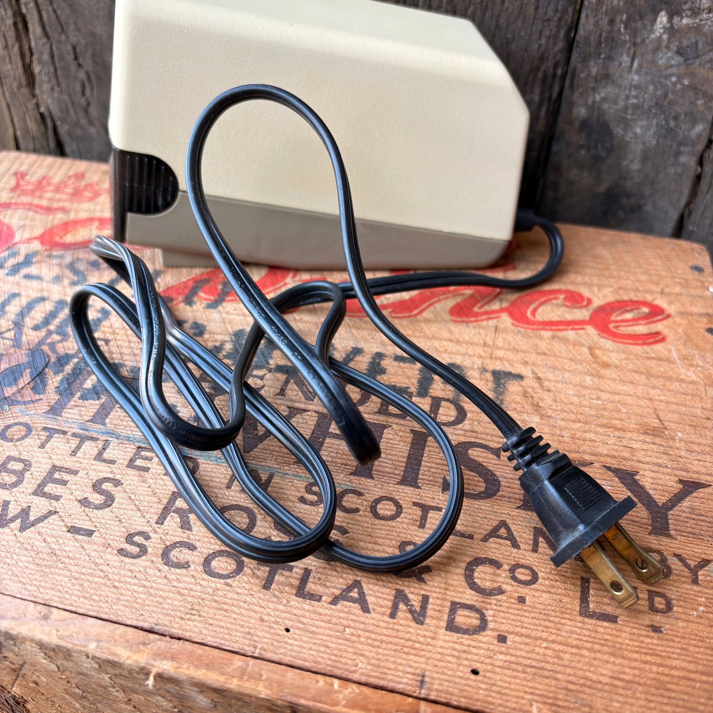 【1960s USA vintage】BOSTON Model 19 Electric Pencil Sharpener