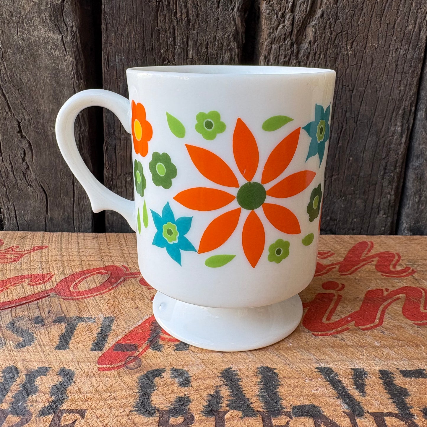 【1970s JAPAN vintage】Retro Flower Footed Mug