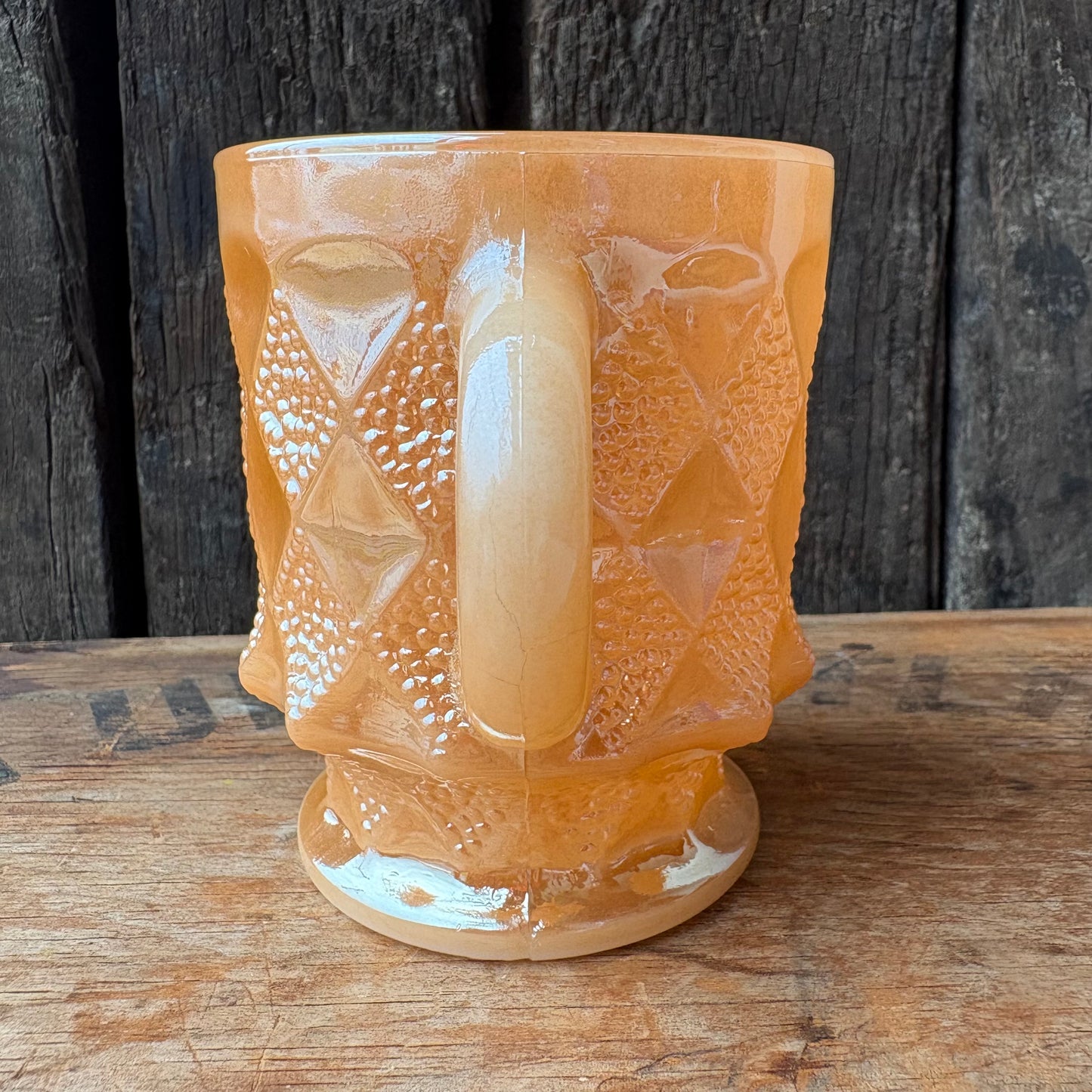 【1960s-1976 USA vintage】Fire-King Kimberley mug Peach Lustre