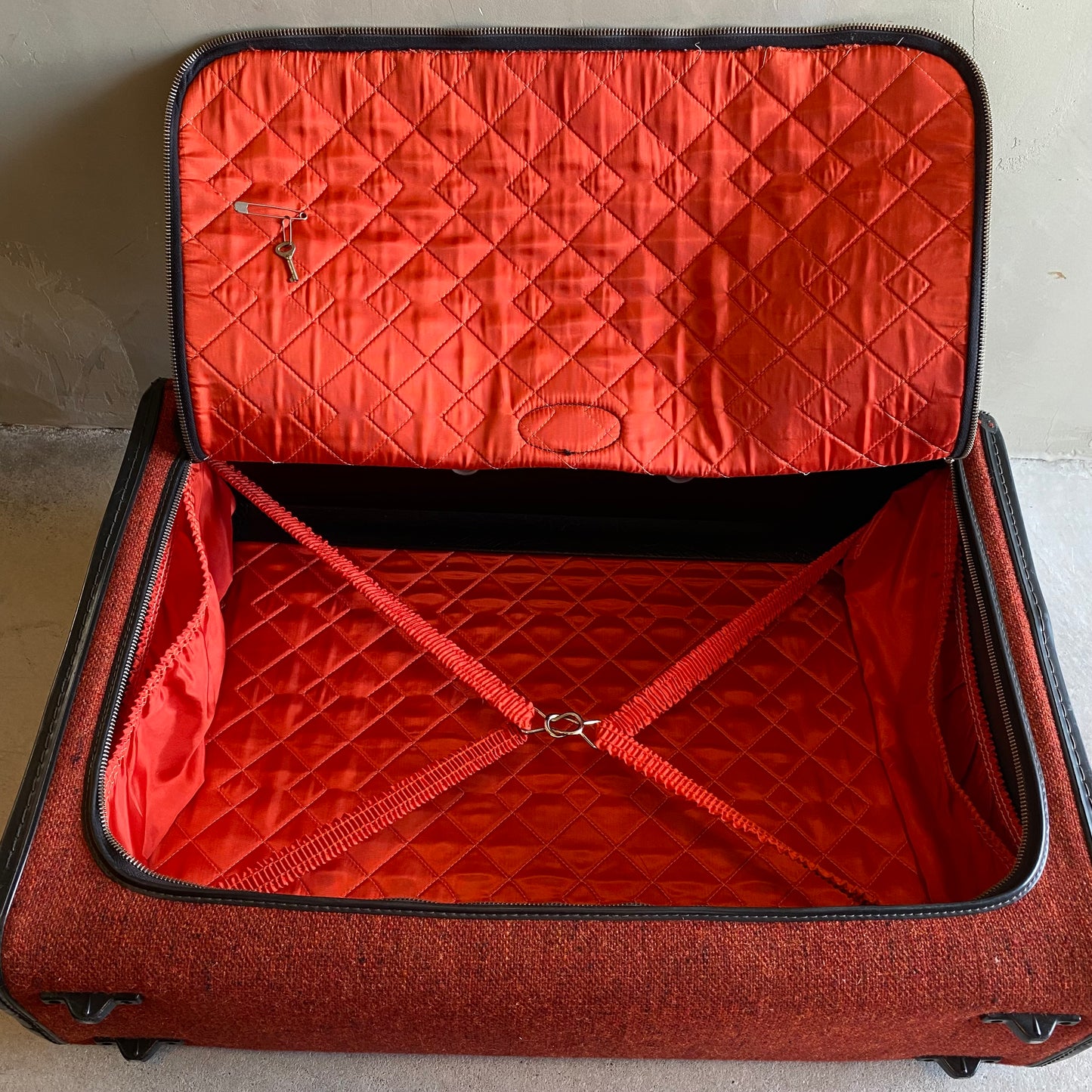 【1970s USA vintage】Skyway Luggage suitcase