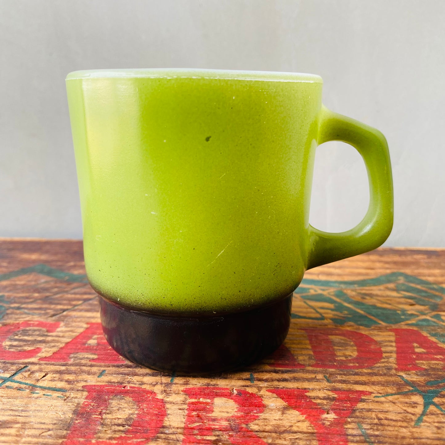 【1960s USA vintage】Fire-King mug Green×Black